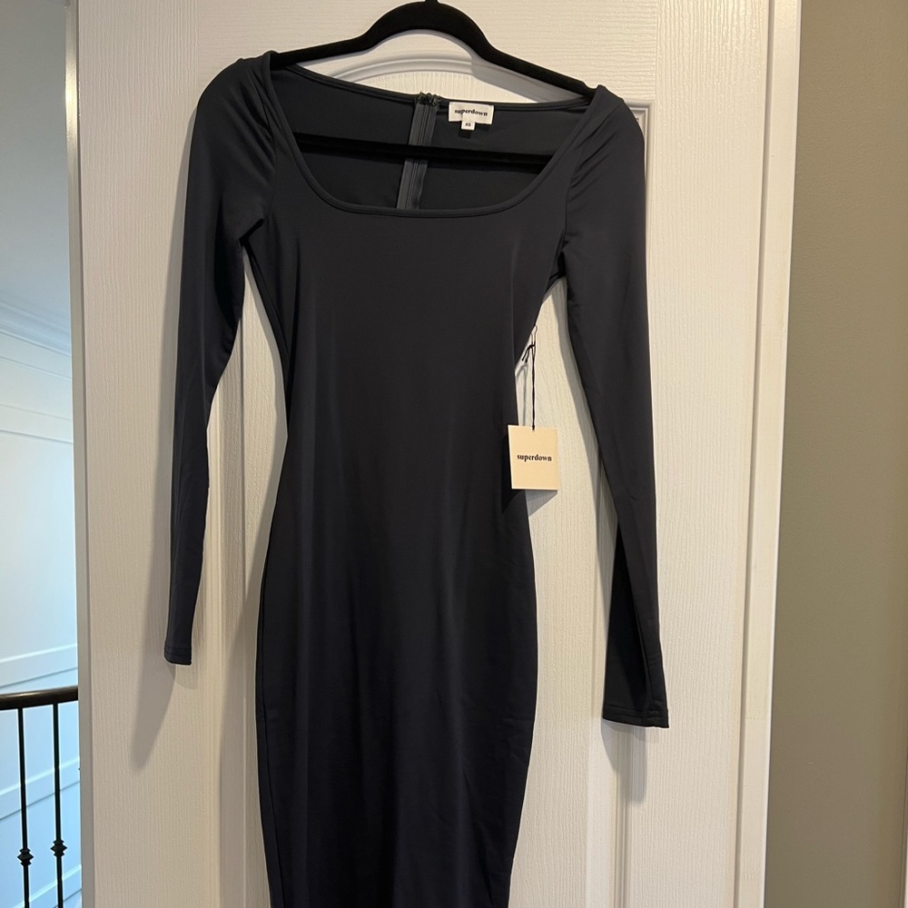 Dress - Picture 5 of 6